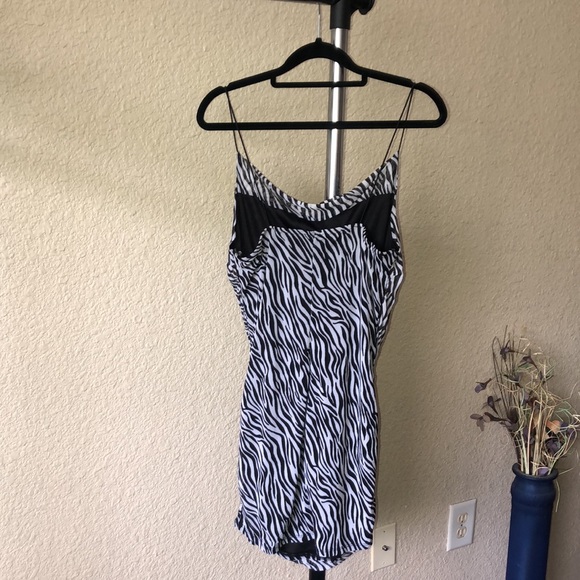 Wild Fable Zebra Print Fitted Dress nwt - Picture 8 of 16